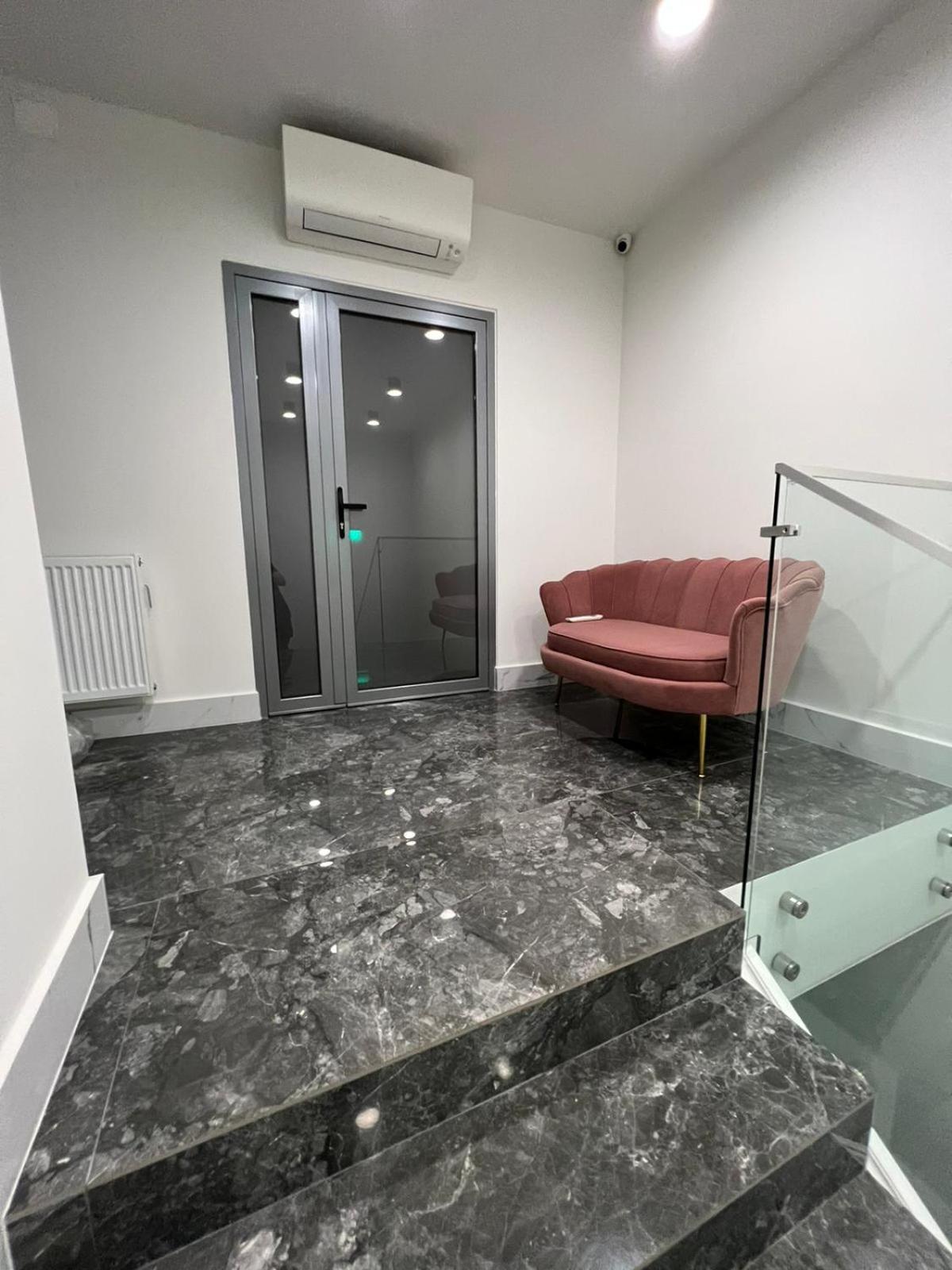 Arcgroup Medical Apartman Nagyvárad Kültér fotó